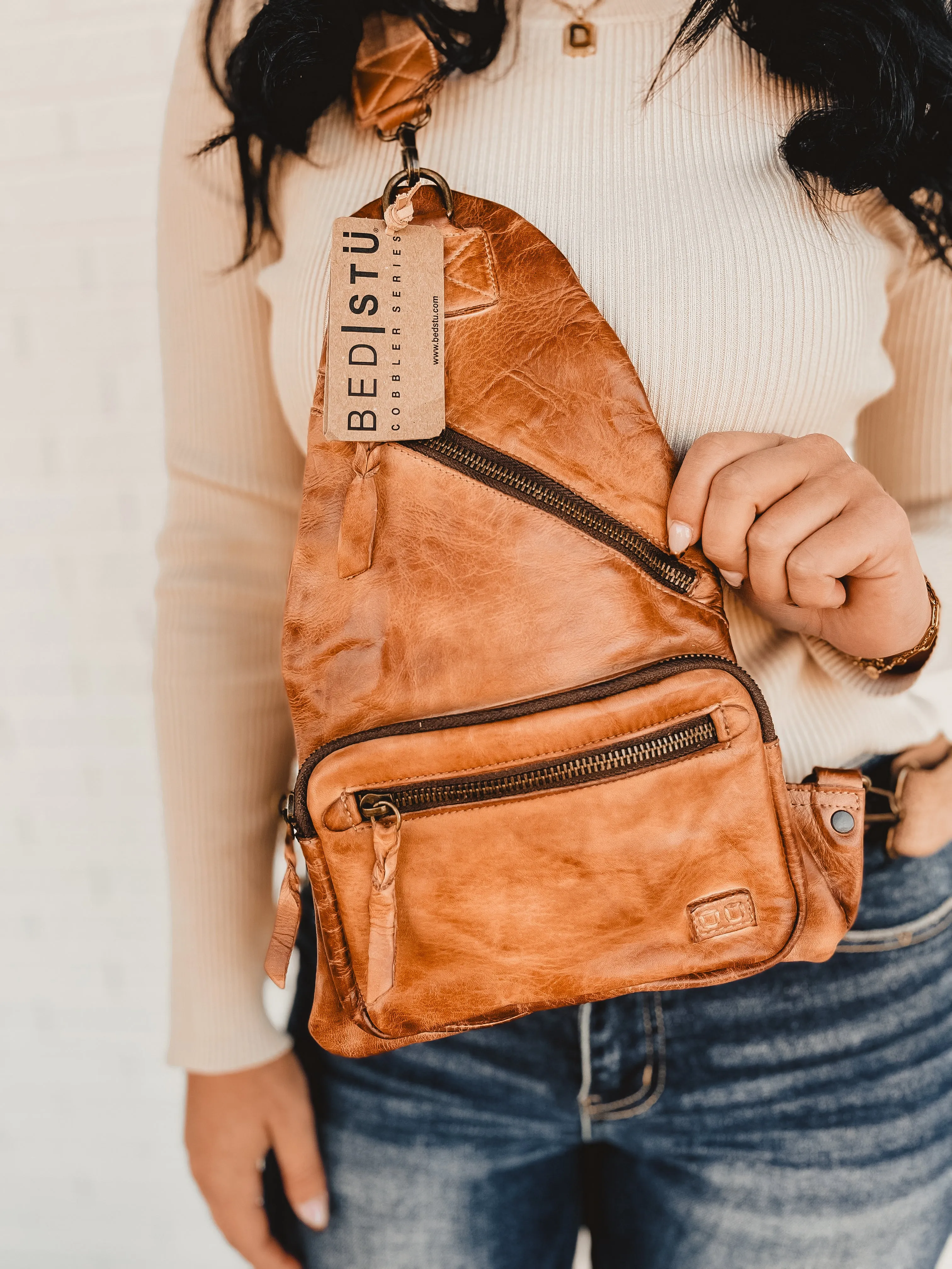 Bedstu Andie Leather Sling Backpack - Tan Rustic