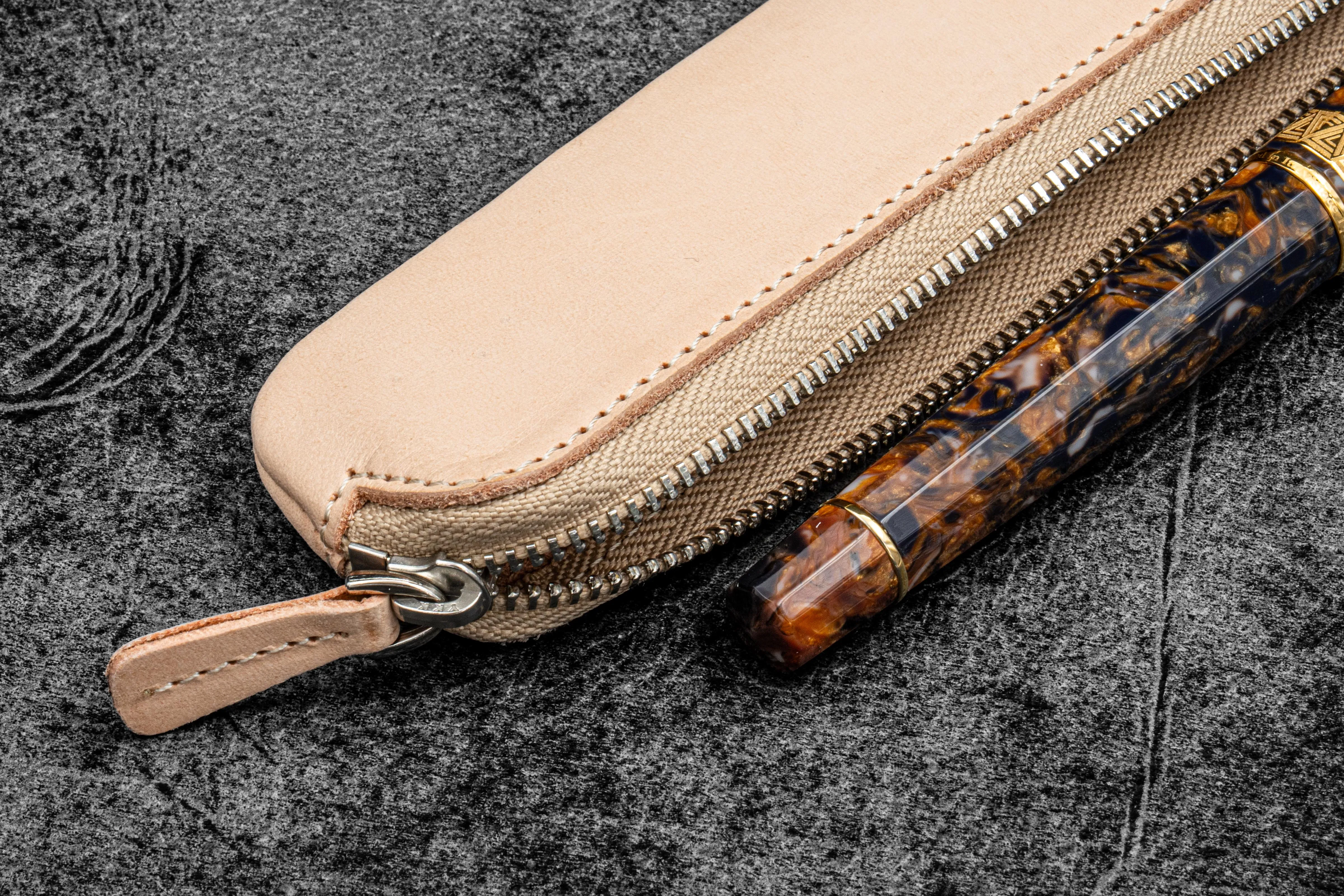 Leather Zippered Single Fountain Pen Pouch - Undyed Leather