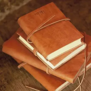 Rustic Nukuku leather photo album