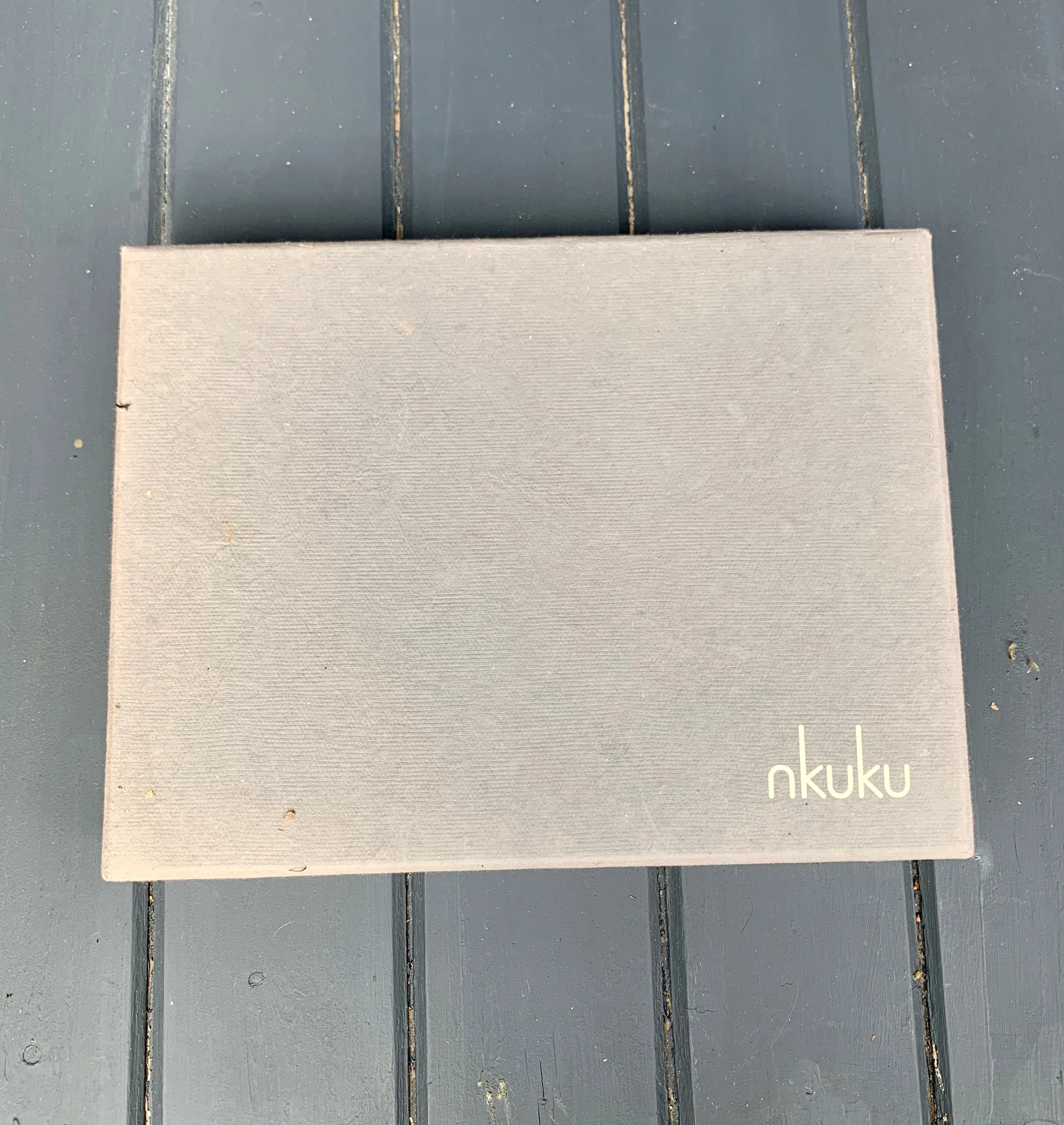 Rustic Nukuku leather photo album