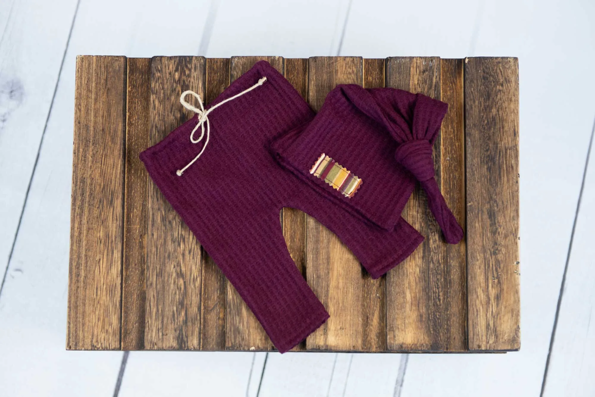 SET Basic Boy with Pocket Patch - Perforated - Burgundy