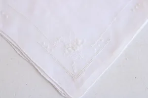 Vintage 1940s Embroidered Flowers White Linen Hankie